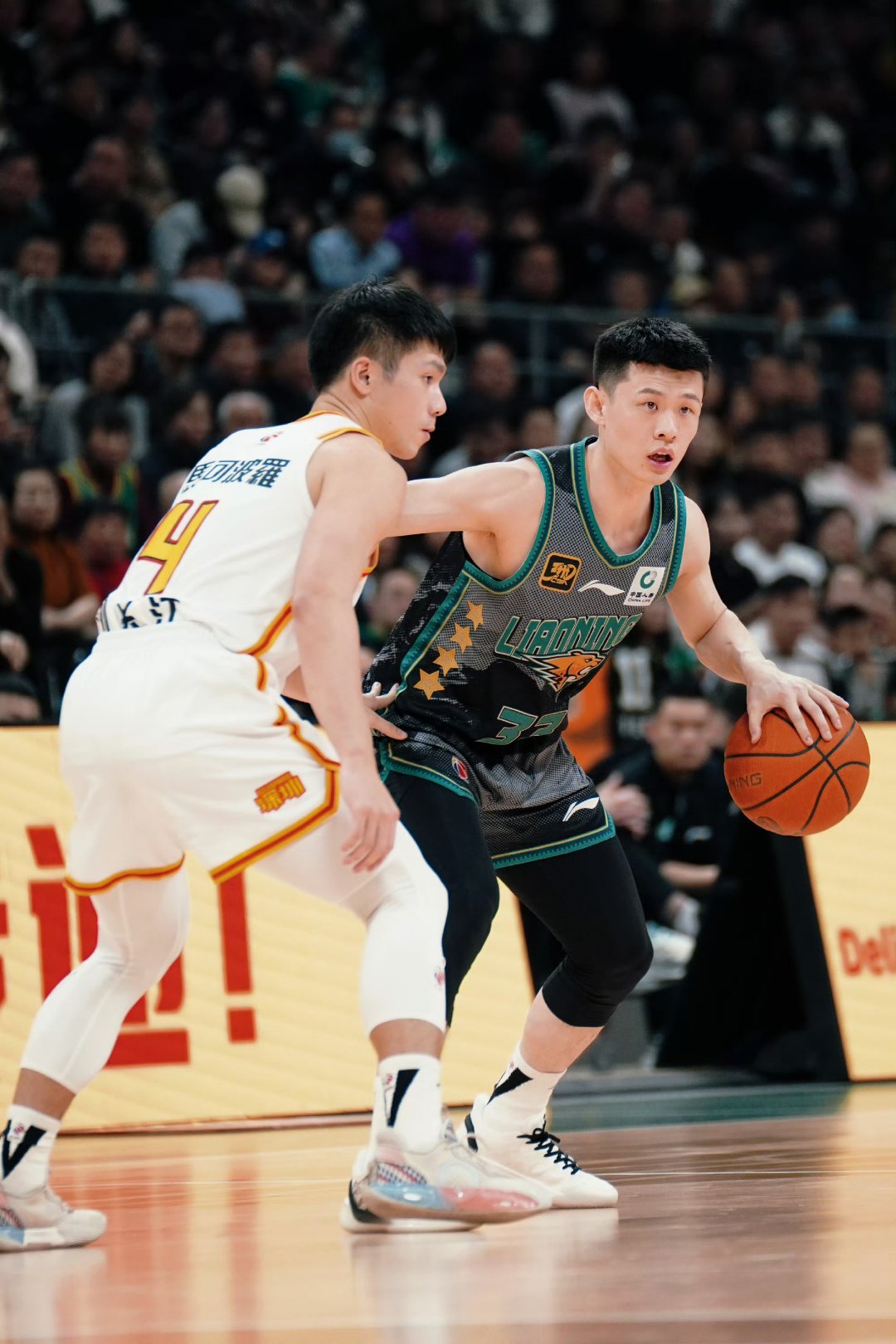 关于集结日CBA季后赛焦点战；深圳男篮刷新队史纪录；管理层满意；轮换策略成焦点的信息